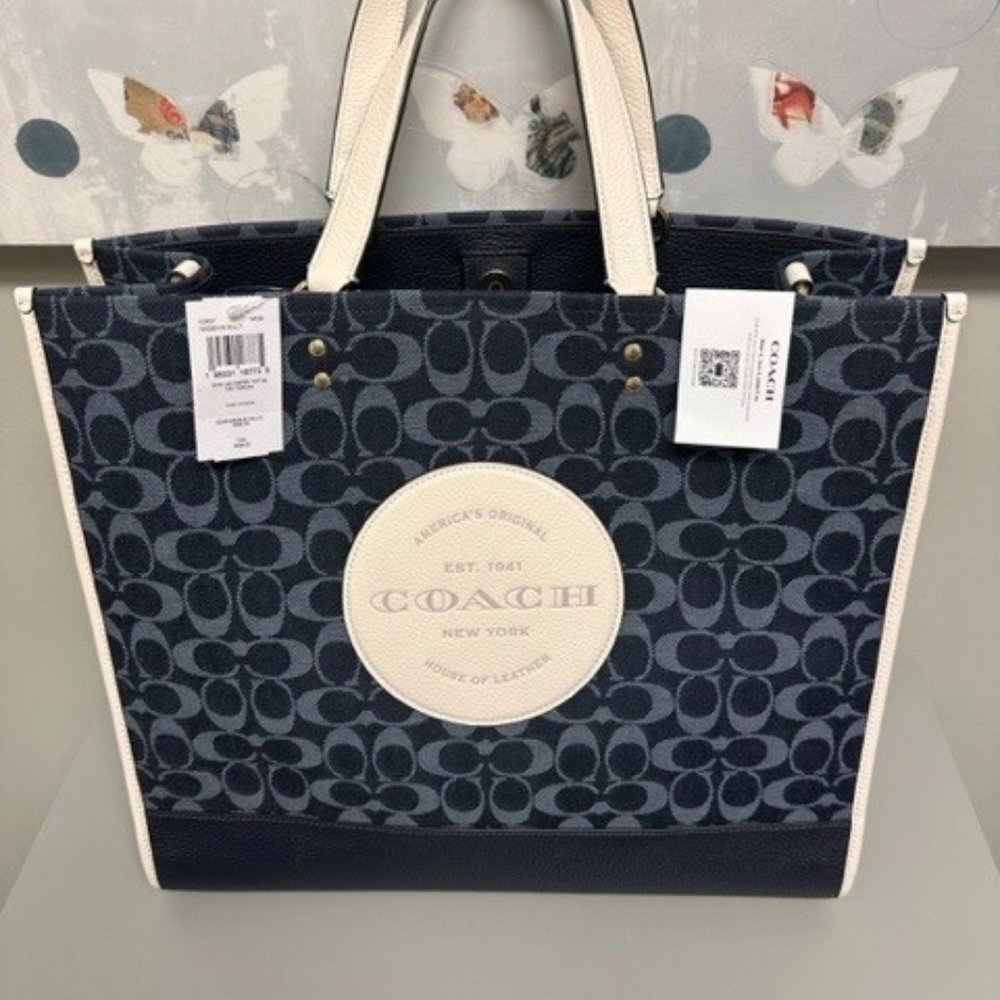 NWT Coach Dempsey Tote 40 In Signature Denim With Coach Patch